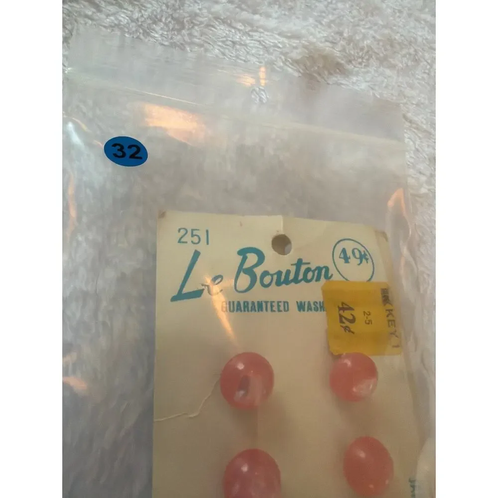 Vintage Le Bouton Pink Buttons 12 Pc Set of 2 B Blumenthal Original Cards Sewing